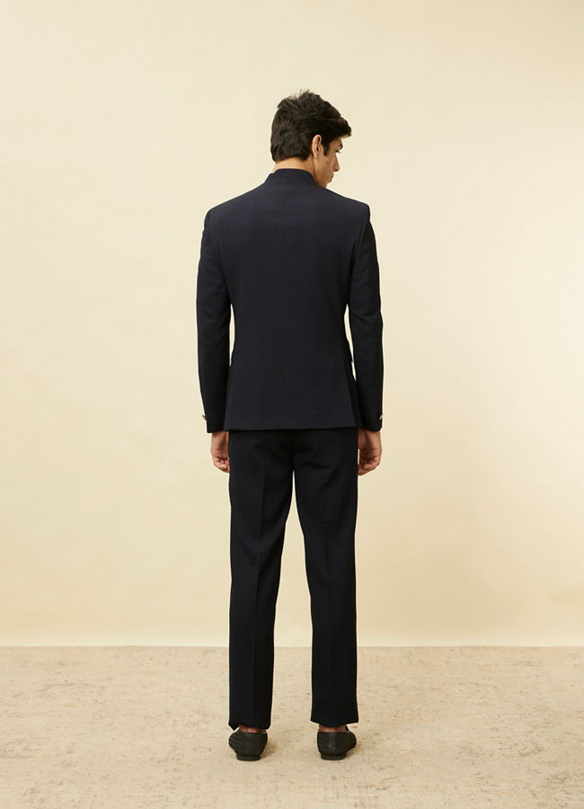 alt message - Manyavar Men Twilight Blue Textured Jodhpuri Suit image number 3